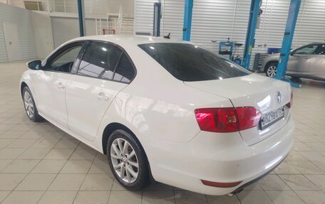 Volkswagen Jetta VI, 2012 год, 1 048 000 рублей, 4 фотография