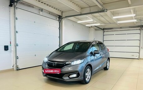 Honda Fit III, 2019 год, 1 549 000 рублей, 2 фотография