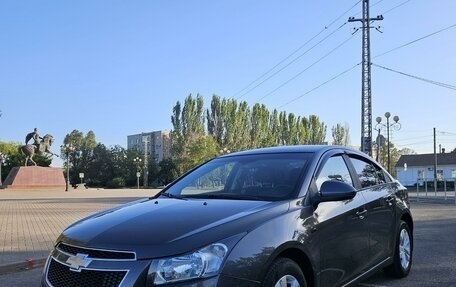 Chevrolet Cruze II, 2012 год, 900 000 рублей, 3 фотография