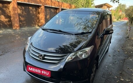 Honda Freed I, 2011 год, 1 385 000 рублей, 5 фотография