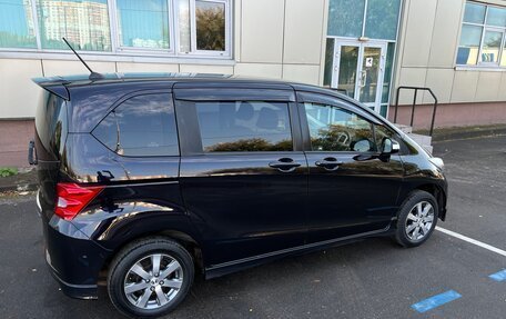 Honda Freed I, 2011 год, 1 385 000 рублей, 9 фотография