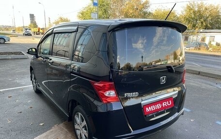 Honda Freed I, 2011 год, 1 385 000 рублей, 10 фотография