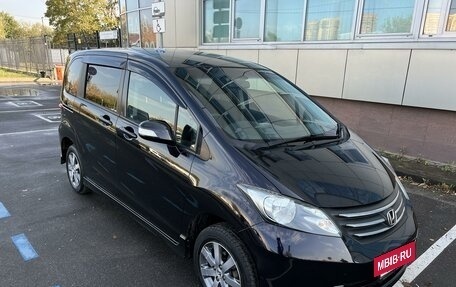 Honda Freed I, 2011 год, 1 385 000 рублей, 7 фотография