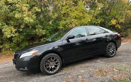 Toyota Camry, 2006 год, 1 300 000 рублей, 2 фотография