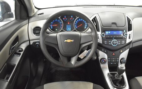 Chevrolet Cruze II, 2013 год, 990 000 рублей, 6 фотография