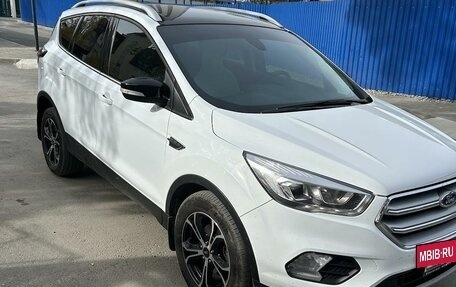 Ford Kuga III, 2018 год, 1 750 000 рублей, 2 фотография