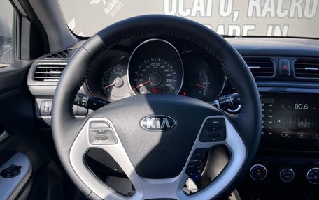 KIA Rio III рестайлинг, 2015 год, 885 000 рублей, 18 фотография