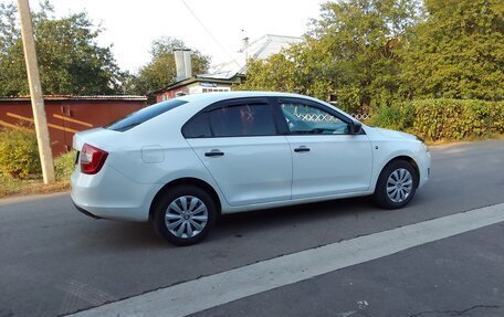 Skoda Rapid I, 2015 год, 630 000 рублей, 2 фотография