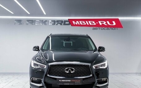 Infiniti QX60 I рестайлинг, 2017 год, 3 949 000 рублей, 4 фотография