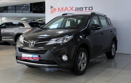 Toyota RAV4, 2015 год, 2 299 000 рублей, 6 фотография