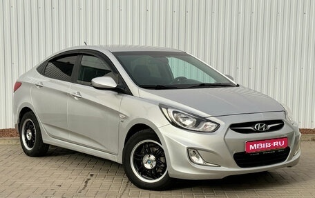 Hyundai Solaris II рестайлинг, 2013 год, 1 100 000 рублей, 1 фотография