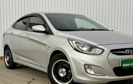 Hyundai Solaris II рестайлинг, 2013 год, 1 100 000 рублей, 2 фотография