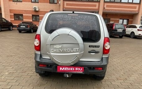 Chevrolet Niva I рестайлинг, 2012 год, 650 000 рублей, 2 фотография