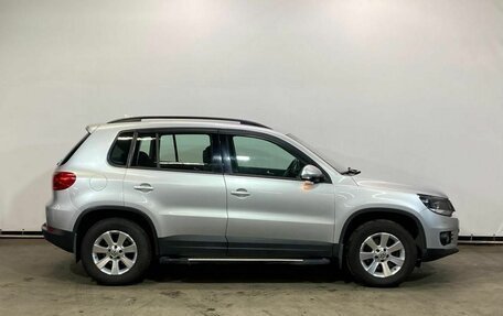 Volkswagen Tiguan I, 2011 год, 1 025 000 рублей, 4 фотография