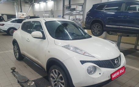 Nissan Juke II, 2014 год, 1 195 000 рублей, 2 фотография