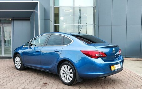 Opel Astra J, 2014 год, 1 140 000 рублей, 4 фотография