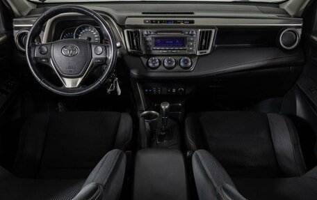 Toyota RAV4, 2012 год, 1 730 000 рублей, 15 фотография