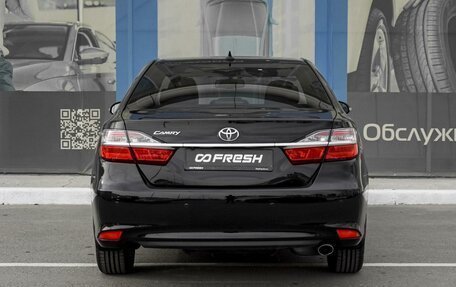 Toyota Camry, 2017 год, 2 599 000 рублей, 4 фотография