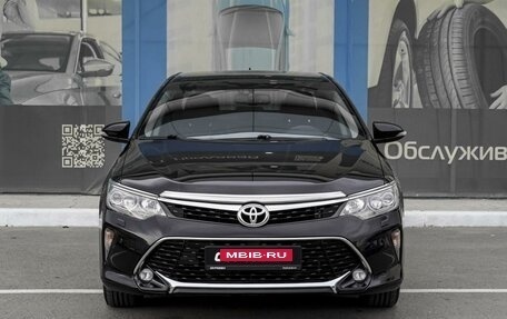 Toyota Camry, 2017 год, 2 599 000 рублей, 3 фотография