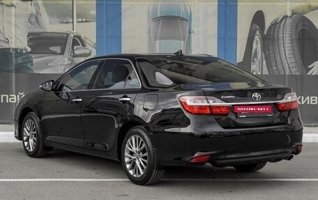 Toyota Camry, 2017 год, 2 599 000 рублей, 2 фотография