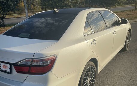 Toyota Camry, 2016 год, 2 250 000 рублей, 4 фотография