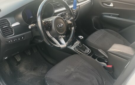 KIA Rio IV, 2018 год, 1 310 990 рублей, 13 фотография