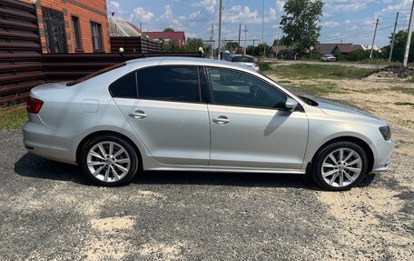 Volkswagen Jetta VI, 2015 год, 1 350 000 рублей, 4 фотография