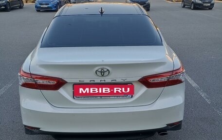 Toyota Camry, 2021 год, 3 390 000 рублей, 18 фотография