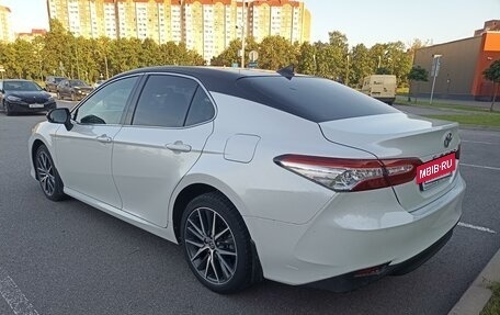 Toyota Camry, 2021 год, 3 390 000 рублей, 22 фотография