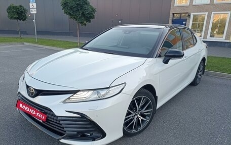 Toyota Camry, 2021 год, 3 390 000 рублей, 24 фотография