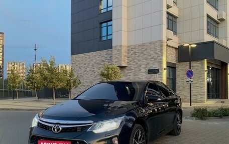 Toyota Camry, 2014 год, 2 100 000 рублей, 14 фотография