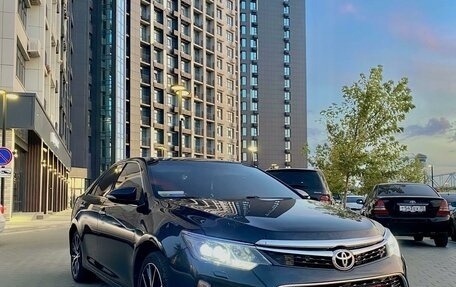 Toyota Camry, 2014 год, 2 100 000 рублей, 18 фотография