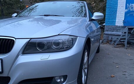 BMW 3 серия, 2011 год, 1 320 000 рублей, 2 фотография