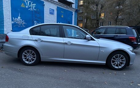 BMW 3 серия, 2011 год, 1 320 000 рублей, 7 фотография