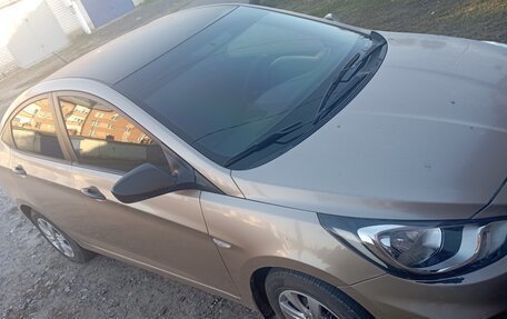 Hyundai Solaris II рестайлинг, 2013 год, 710 000 рублей, 2 фотография