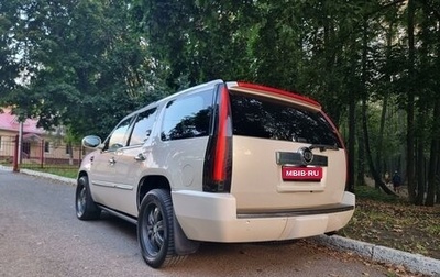 Cadillac Escalade III, 2010 год, 2 540 000 рублей, 1 фотография