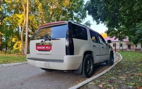 Cadillac Escalade III, 2010 год, 2 540 000 рублей, 6 фотография