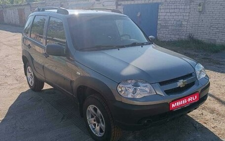 Chevrolet Niva I рестайлинг, 2019 год, 890 000 рублей, 3 фотография