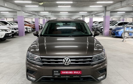 Volkswagen Tiguan II, 2017 год, 2 520 000 рублей, 2 фотография