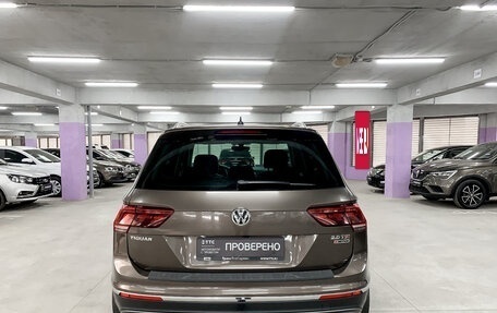 Volkswagen Tiguan II, 2017 год, 2 520 000 рублей, 6 фотография