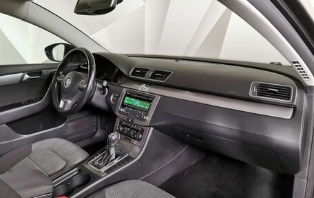 Volkswagen Passat B7, 2011 год, 1 328 000 рублей, 9 фотография