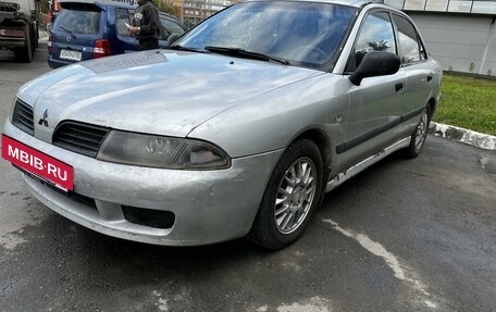 Mitsubishi Carisma I, 2001 год, 350 000 рублей, 3 фотография