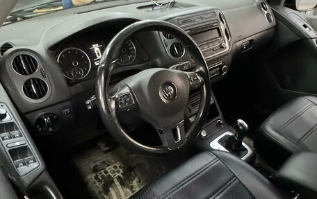 Volkswagen Tiguan I, 2012 год, 1 527 000 рублей, 2 фотография