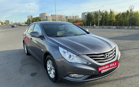 Hyundai Sonata VI, 2011 год, 1 150 000 рублей, 8 фотография