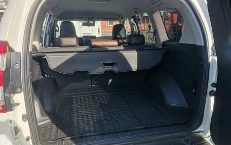 Toyota Land Cruiser Prado 150 рестайлинг 2, 2016 год, 3 850 000 рублей, 12 фотография