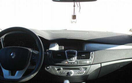 Renault Laguna III рестайлинг, 2011 год, 780 000 рублей, 15 фотография