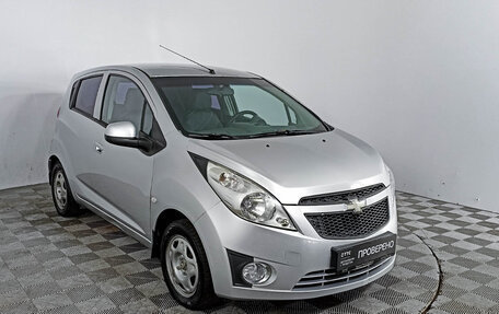 Chevrolet Spark III, 2012 год, 638 000 рублей, 3 фотография