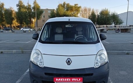 Renault Kangoo II рестайлинг, 2013 год, 1 100 000 рублей, 6 фотография