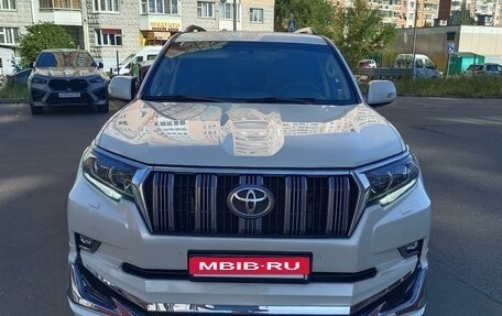 Toyota Land Cruiser Prado 150 рестайлинг 2, 2019 год, 5 500 000 рублей, 11 фотография