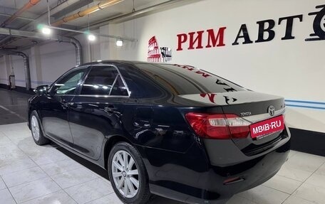 Toyota Camry, 2012 год, 1 850 000 рублей, 6 фотография